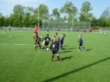 S.K.N.W.K. JO7-1 op toernooitje bij W.I.K. '57 zaterdag 3 mei 2025 (4/81)